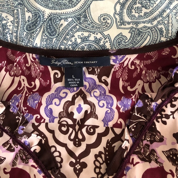 Gorgeous top😍😍 - Picture 3 of 4